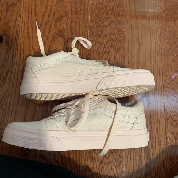 Vans light pink lace up shoes - Picture 3 of 6